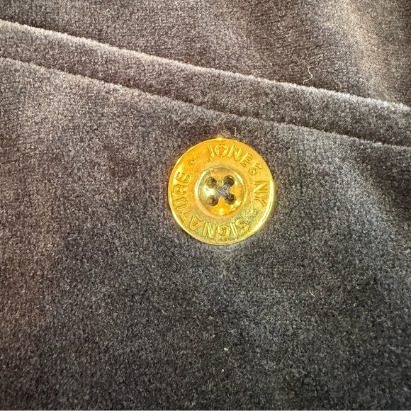 Jones New York Sz L Black Velvet Zip-Up Jacket with Gold Accents NWT - Picture 5 of 14